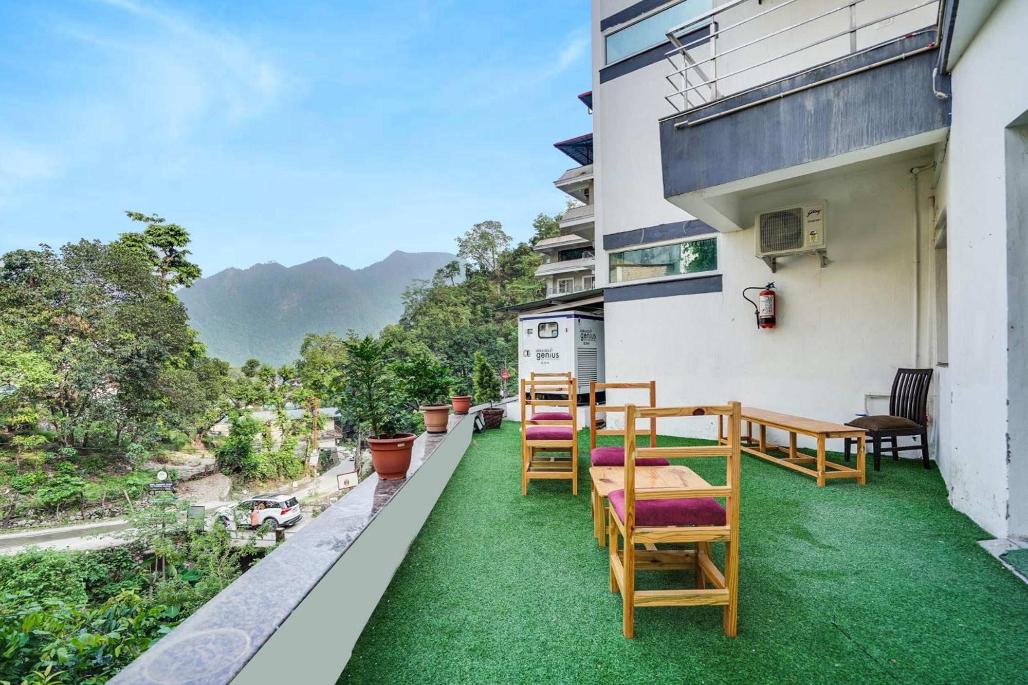 Super Townhouse Tapovan Ngoại thất bức ảnh