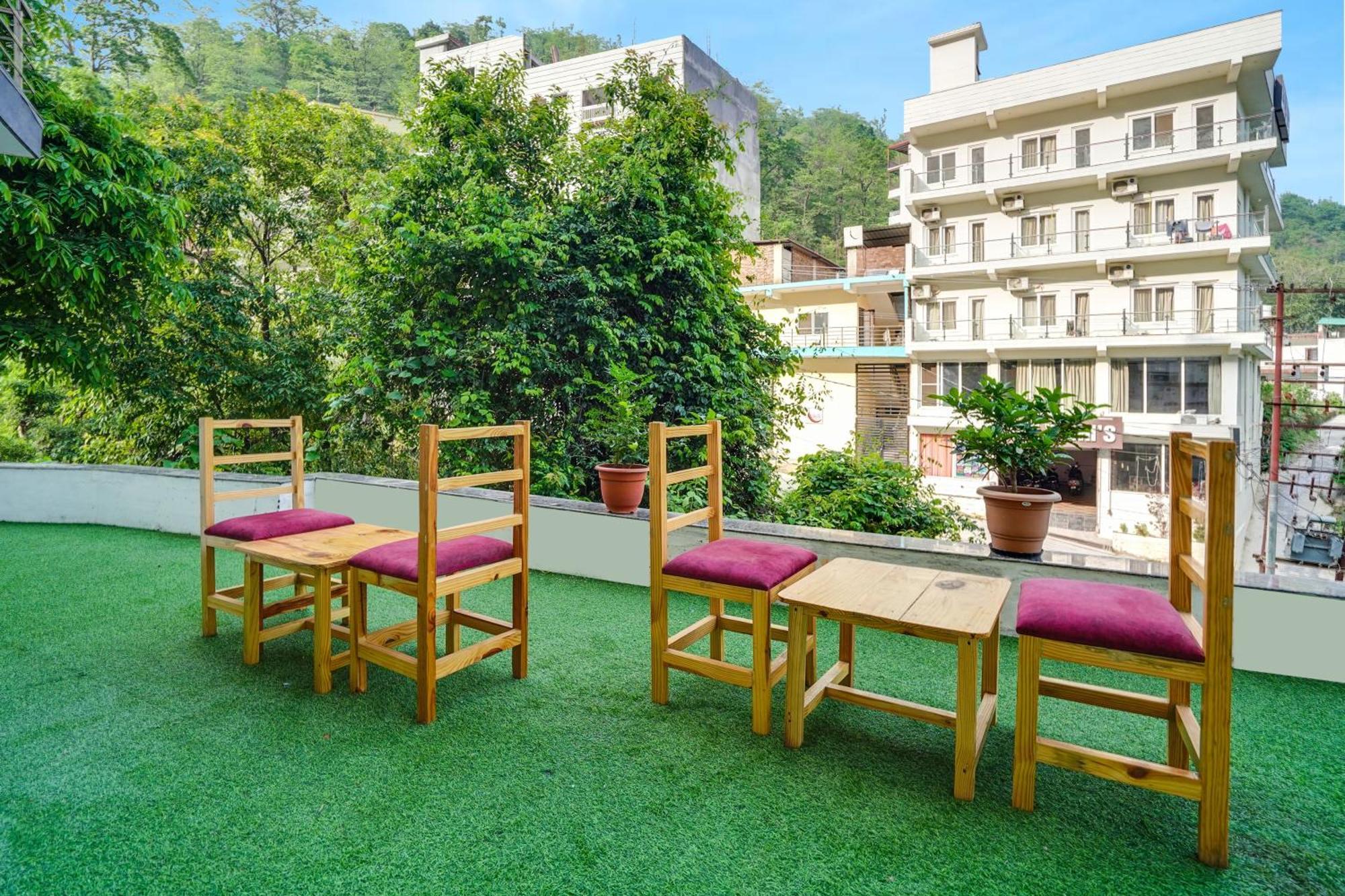 Super Townhouse Tapovan Ngoại thất bức ảnh