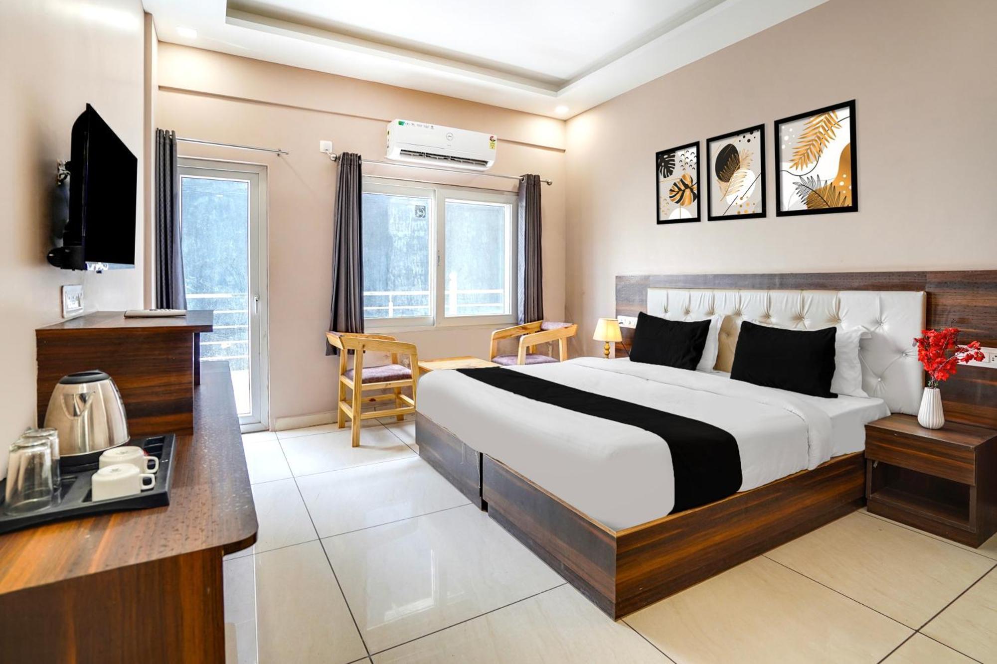 Super Townhouse Tapovan Ngoại thất bức ảnh